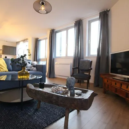 Center - Bright And Large Remparts Apartment *